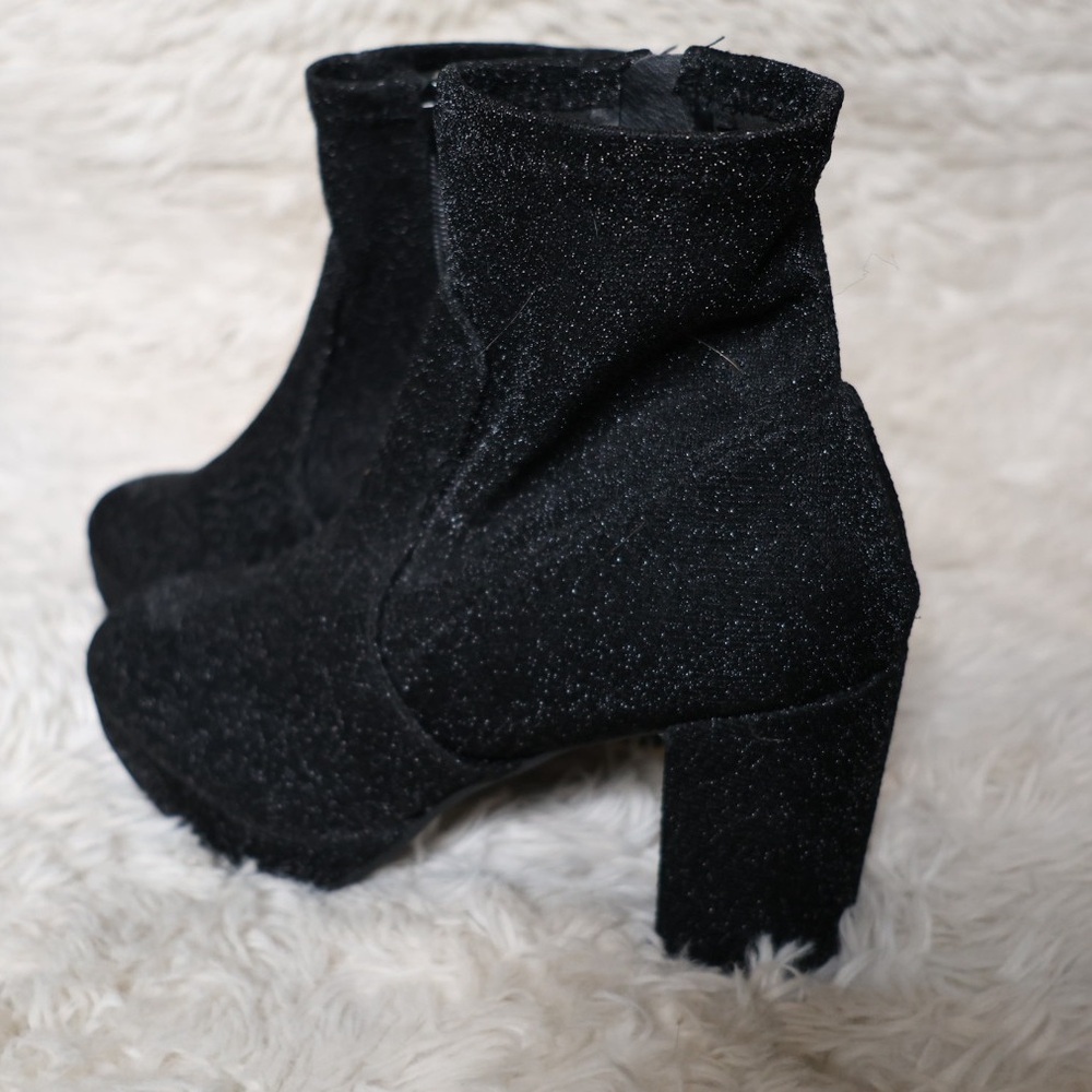 Black Sparkly Ankle Boots – Size 9 – Chunky Heel & Side Zip